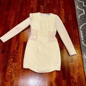 Tibi neoprene scuba quilted dress aso Meghan markle size 4 cream